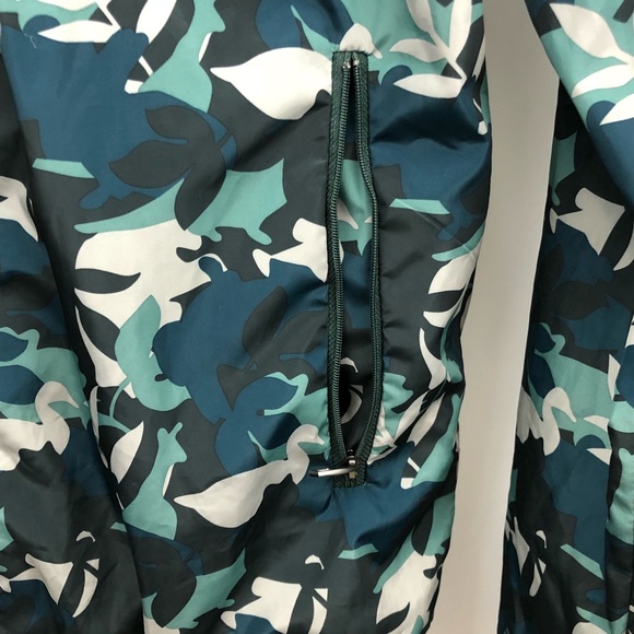 Zara Men’s Green Camo Raincoat Size LARGE - Picture 5 of 5